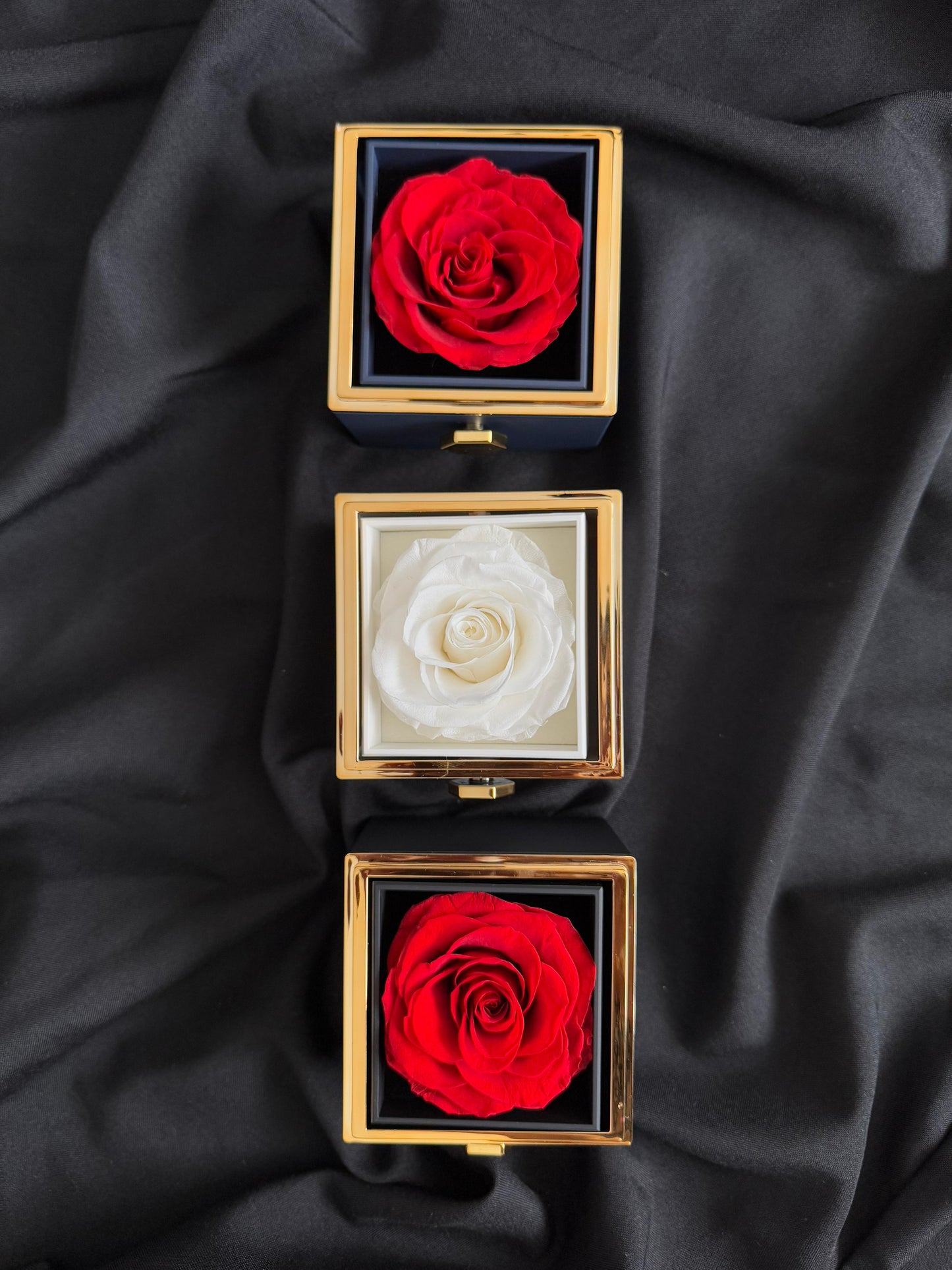 Florever Lasting Rotating Flower & Jewelry Box