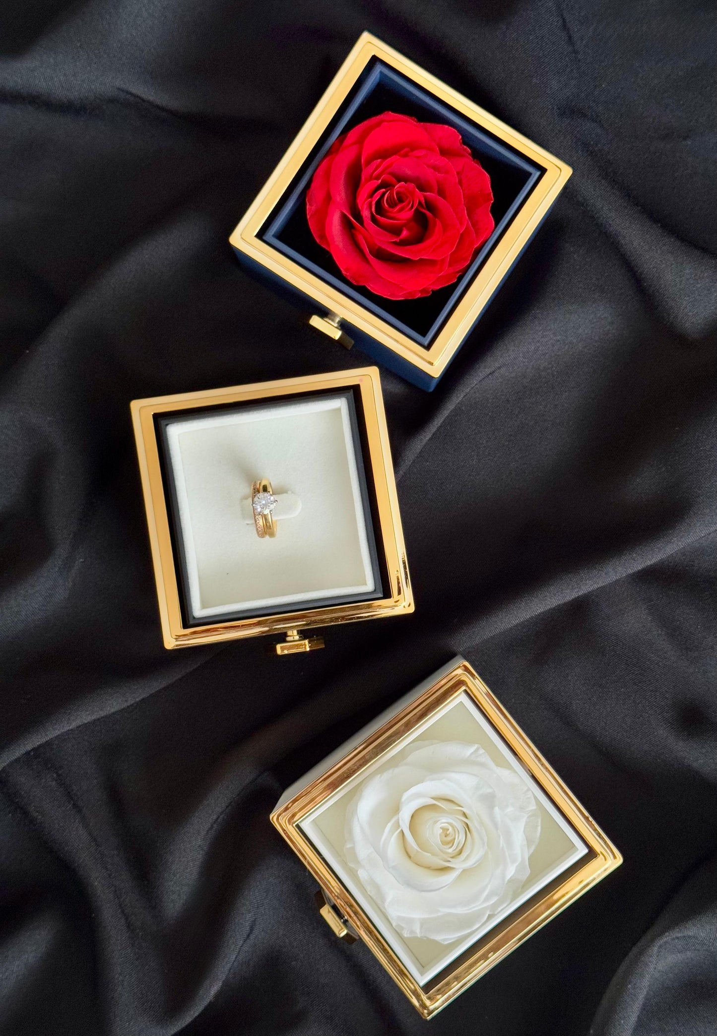 Florever Lasting Rotating Flower & Jewelry Box
